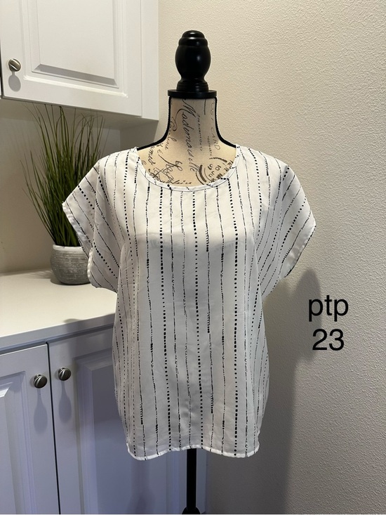 SHEIN Tops - SHEIN White Blouse with Black Vertical Dot Stripes